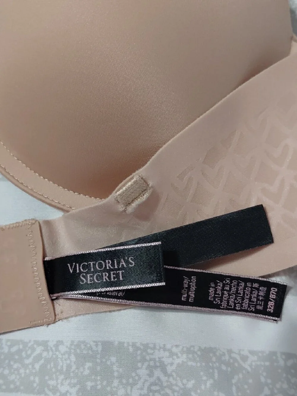 Victoria's Secret Strapless Nude Multi-way- Light Beige- 32B